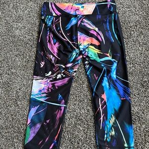 Women’s Large Fabletics Athletic Capri Pants
